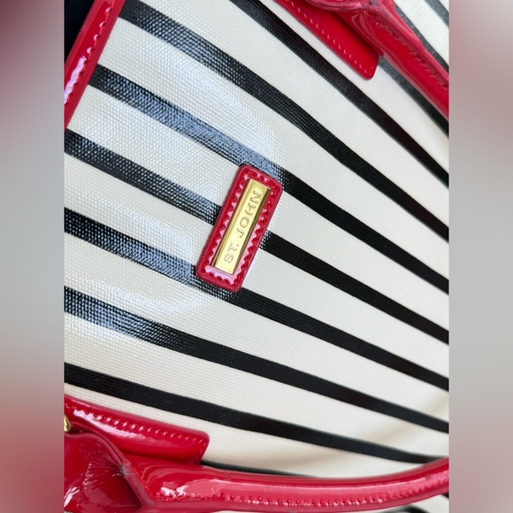 St. John PVC Tote in Black/Red/Ivory or light yellow hard to tell VGUC - Picture 5 of 17